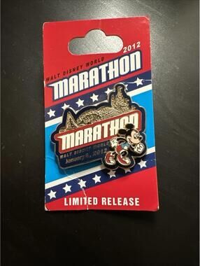 2012 RunDisney Walt Disney World Marathon Pin - NEW